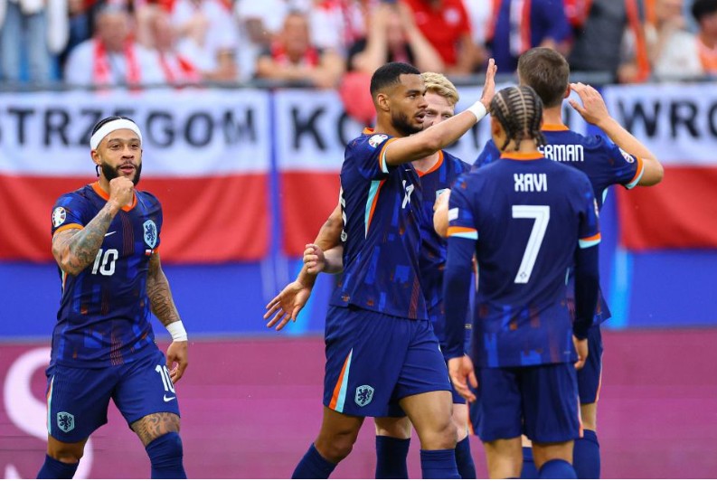 Euro 2024 : Les Néerlandais s'imposent difficilement contre la Pologne (2-1)