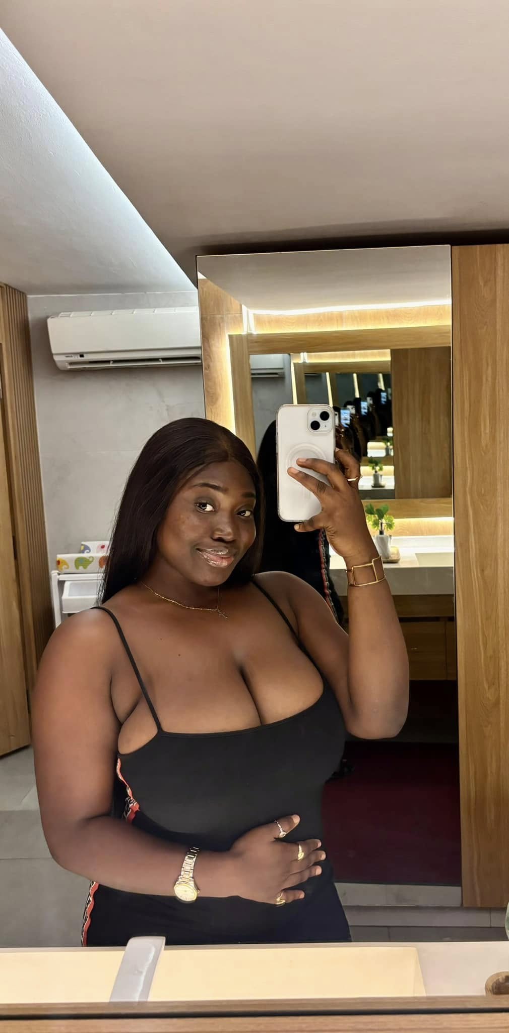 Assa Iris : l'influenceuse qui prône la beauté naturelle