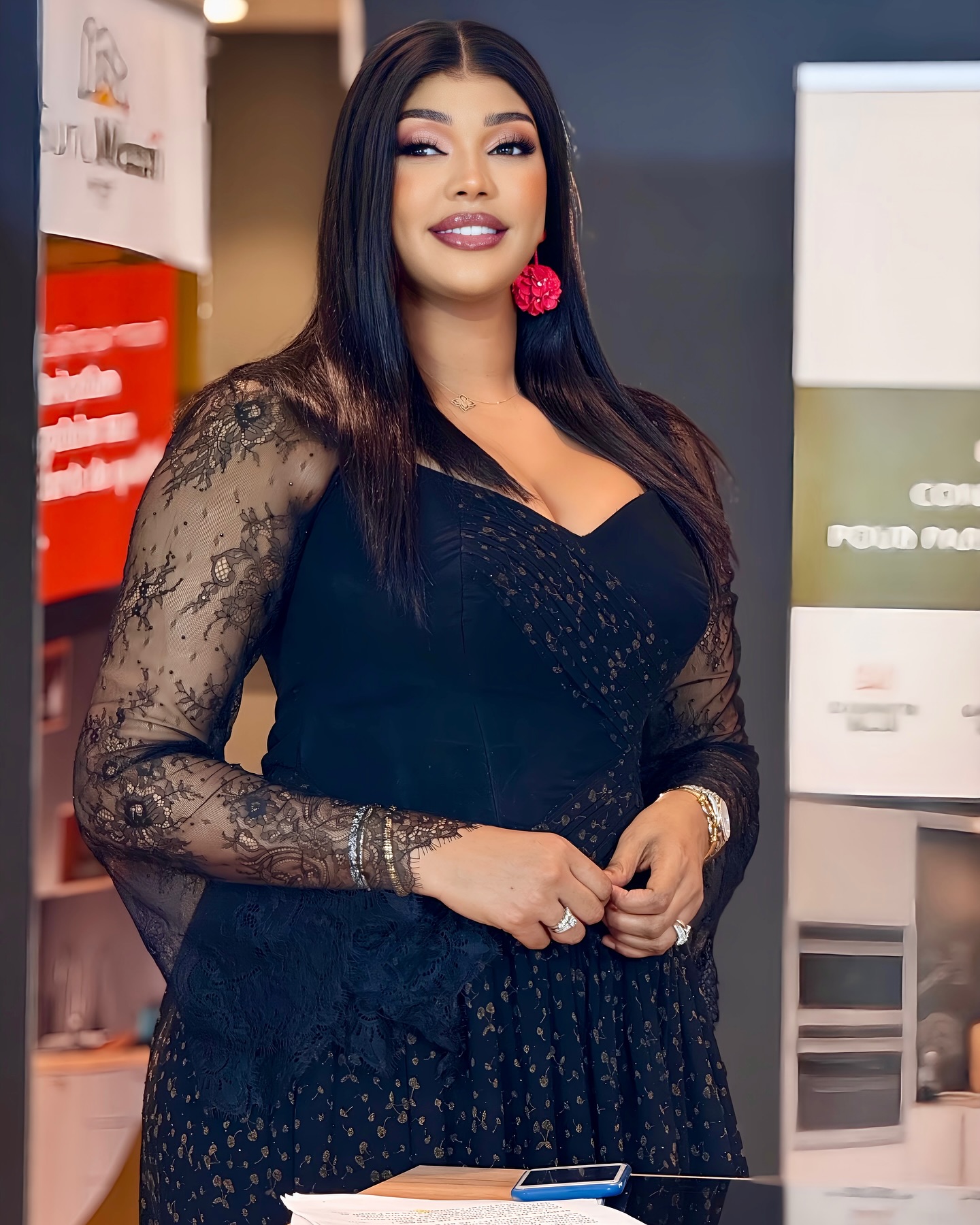 Média : Yaye Awa, animatrice de la TFM, s'affirme avec force et authenticité