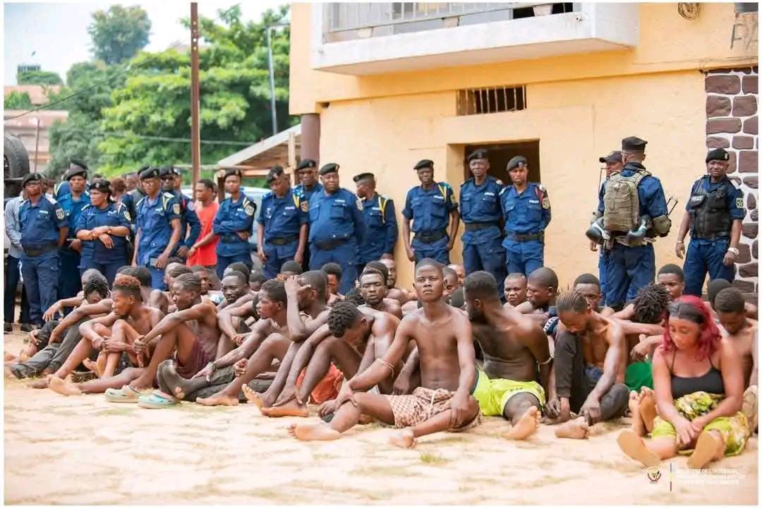 Criminalité en RDC : 114 Kuluna dont 6 filles arrêtés à travers les ...