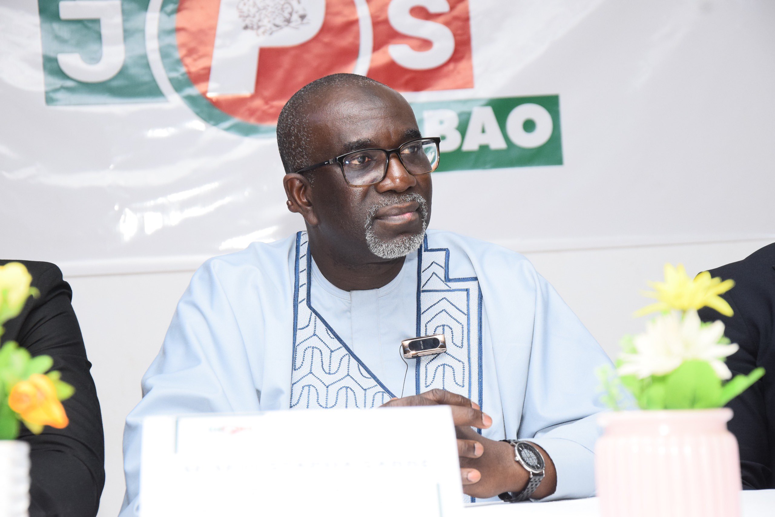 Moustapha Njekk Sarré réplique : "Quand on manque d’arguments, on fabrique des polémiques"