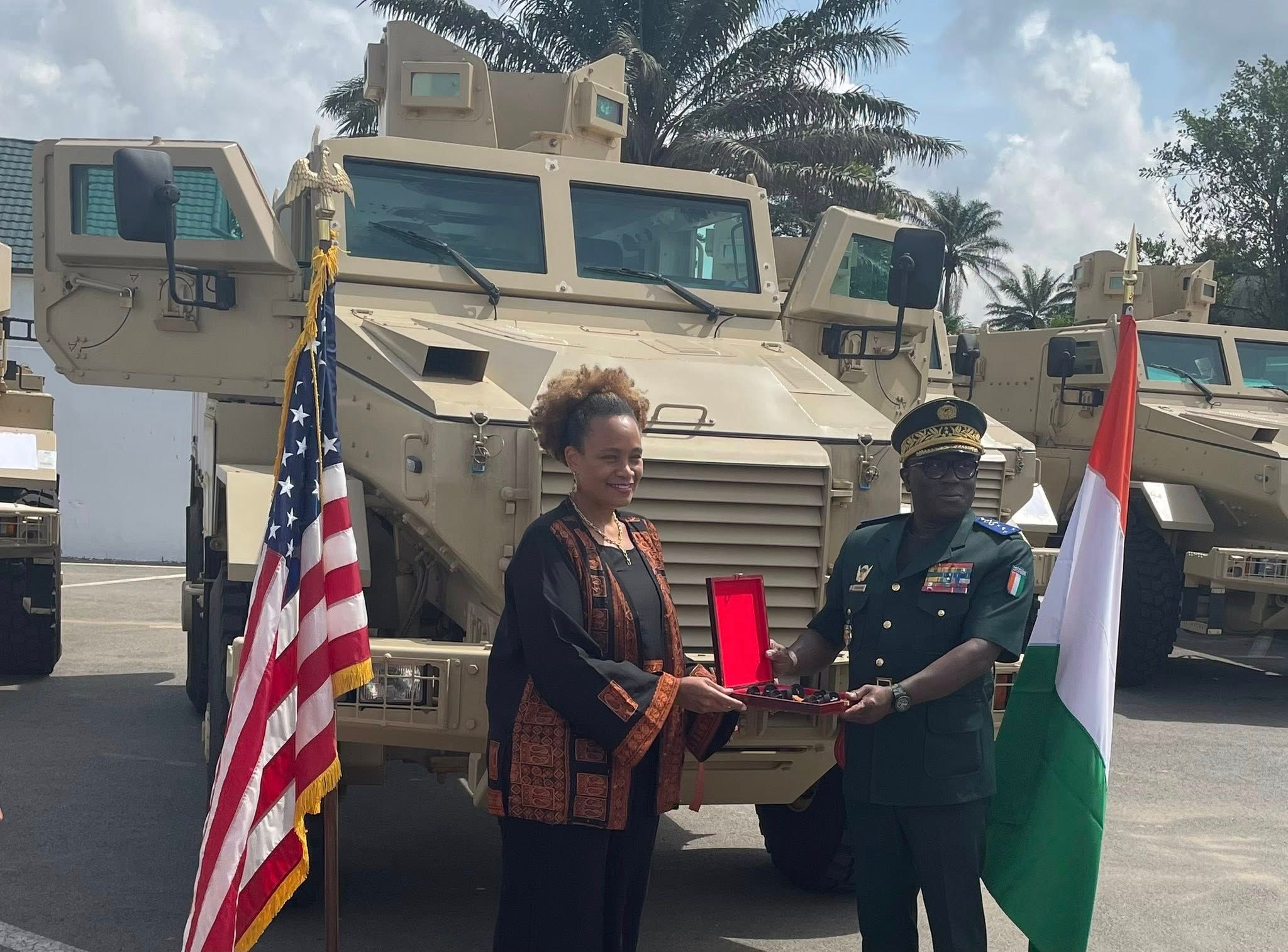 Terrorisme : les États-Unis offrent 12 blindés à la Côte d’Ivoire pour sécuriser le nord
