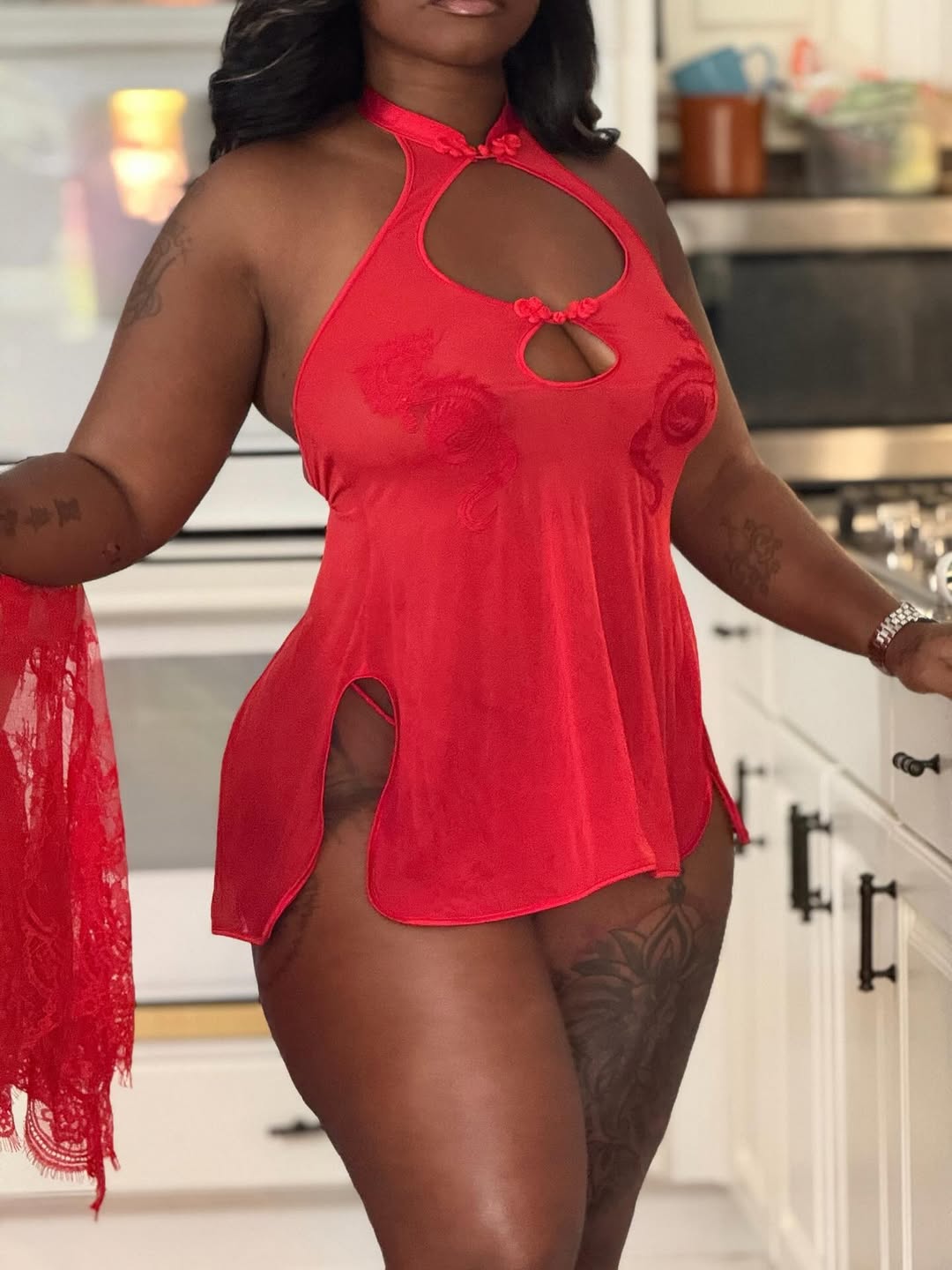 Regan Kay : du mannequinat à l’écran, l’ascension d’une femme influente