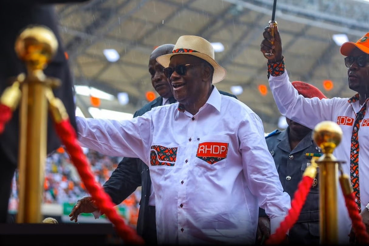 Candidature à la présidentielle de 2025 : Ouattara promet de « décider en son âme et conscience »