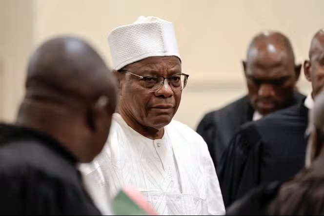 Présidentielle 2025 au Cameroun : la candidature de l'opposant Maurice Kamto définitivement invalidée