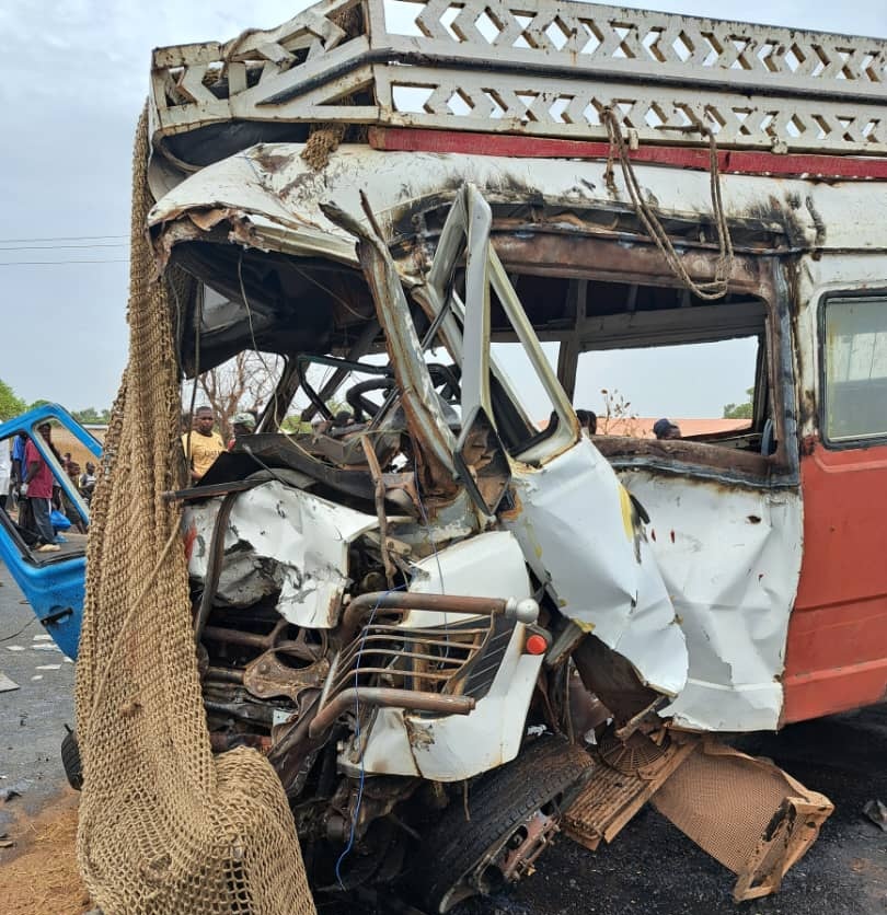 Carambolage meurtrier sur la N1 : quatre morts et dix-neuf blessés à Diouroup