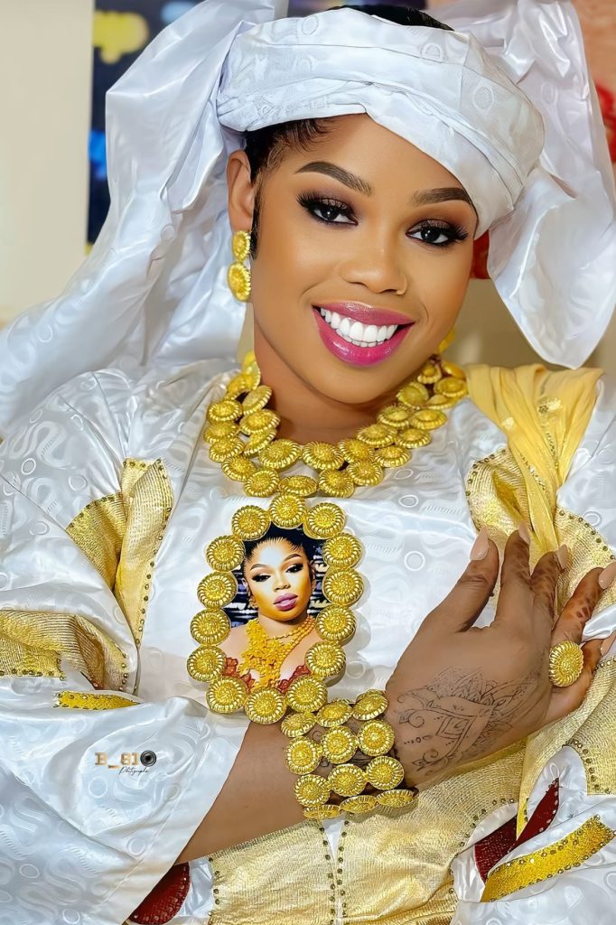 Touba : la vendeuse de « xessal » Mame Ndiaye exhibe bijoux et somptueuse demeure