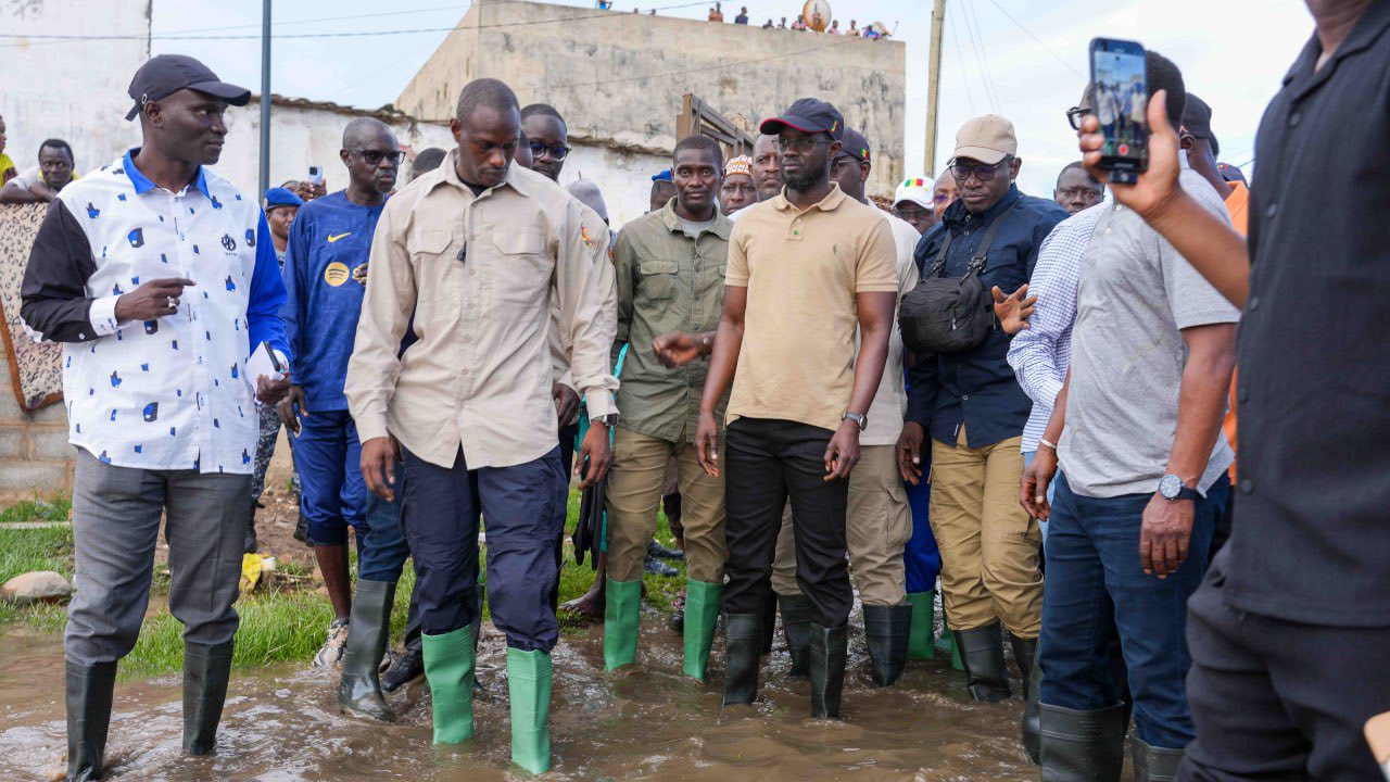 Inondations à Dakar : le Président Bassirou Diomaye sur le terrain