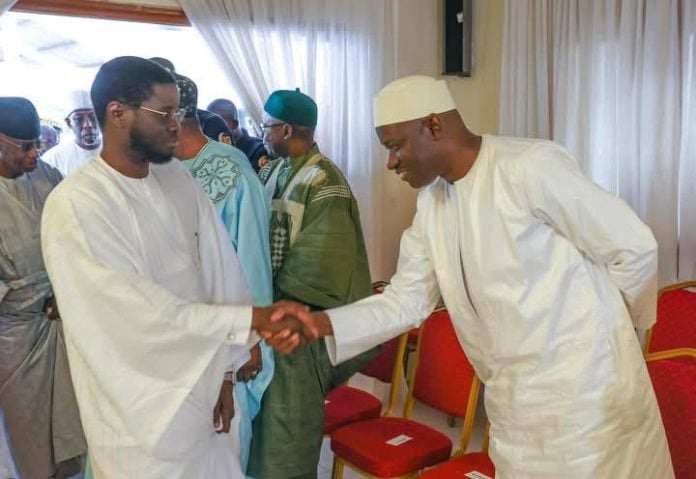 Bassirou Diomaye Faye félicite Abass Fall, nouveau maire de Dakar