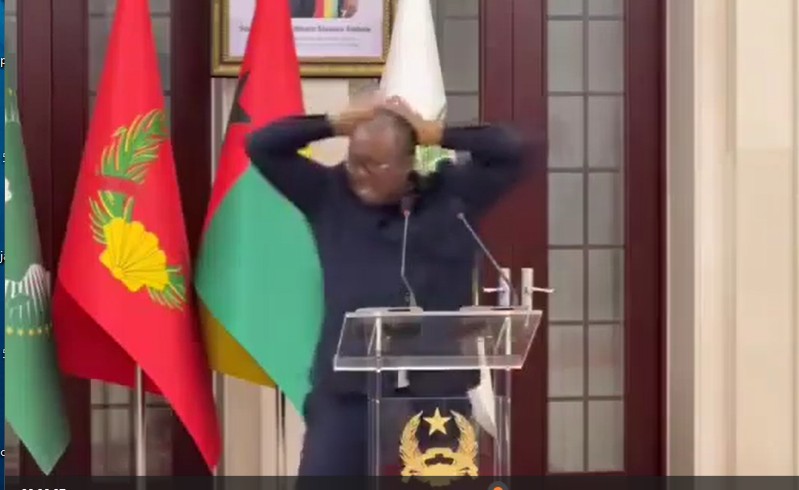 Discours interrompu : Umaro Sissoco Embaló paniqué après la chute de son Premier ministre