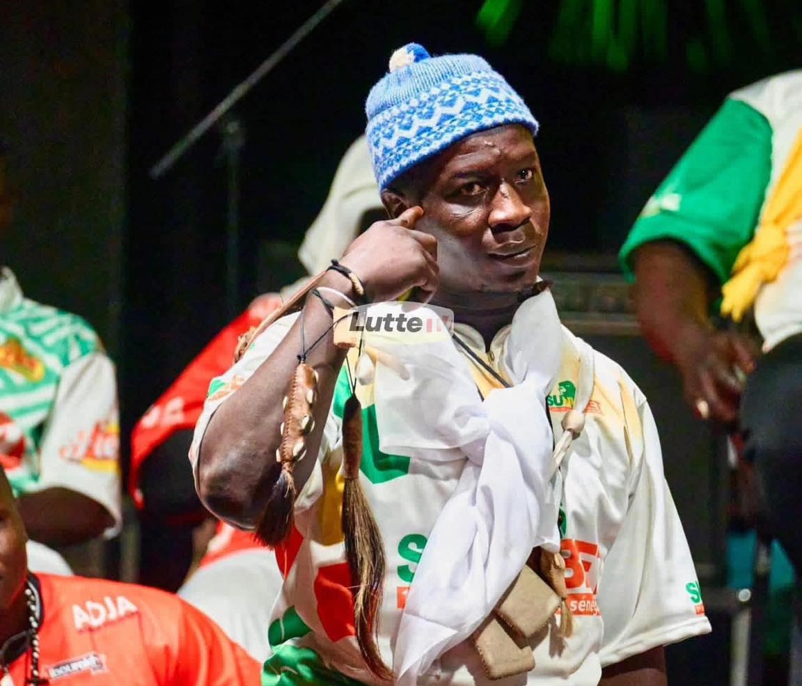 Cité Mixta : Le lutteur Pokola chute du 3ᵉ étage