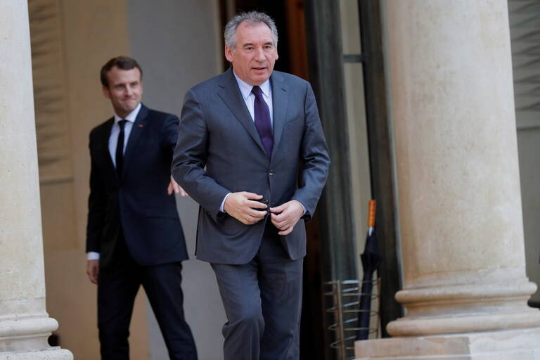 France : les députés ont renversé le gouvernement de François Bayrou