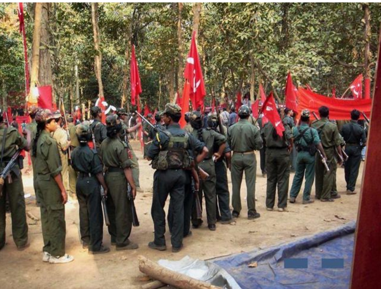 Inde : les maoïstes annoncent la suspension de leur lutte armée après plus d’un demi-siècle
