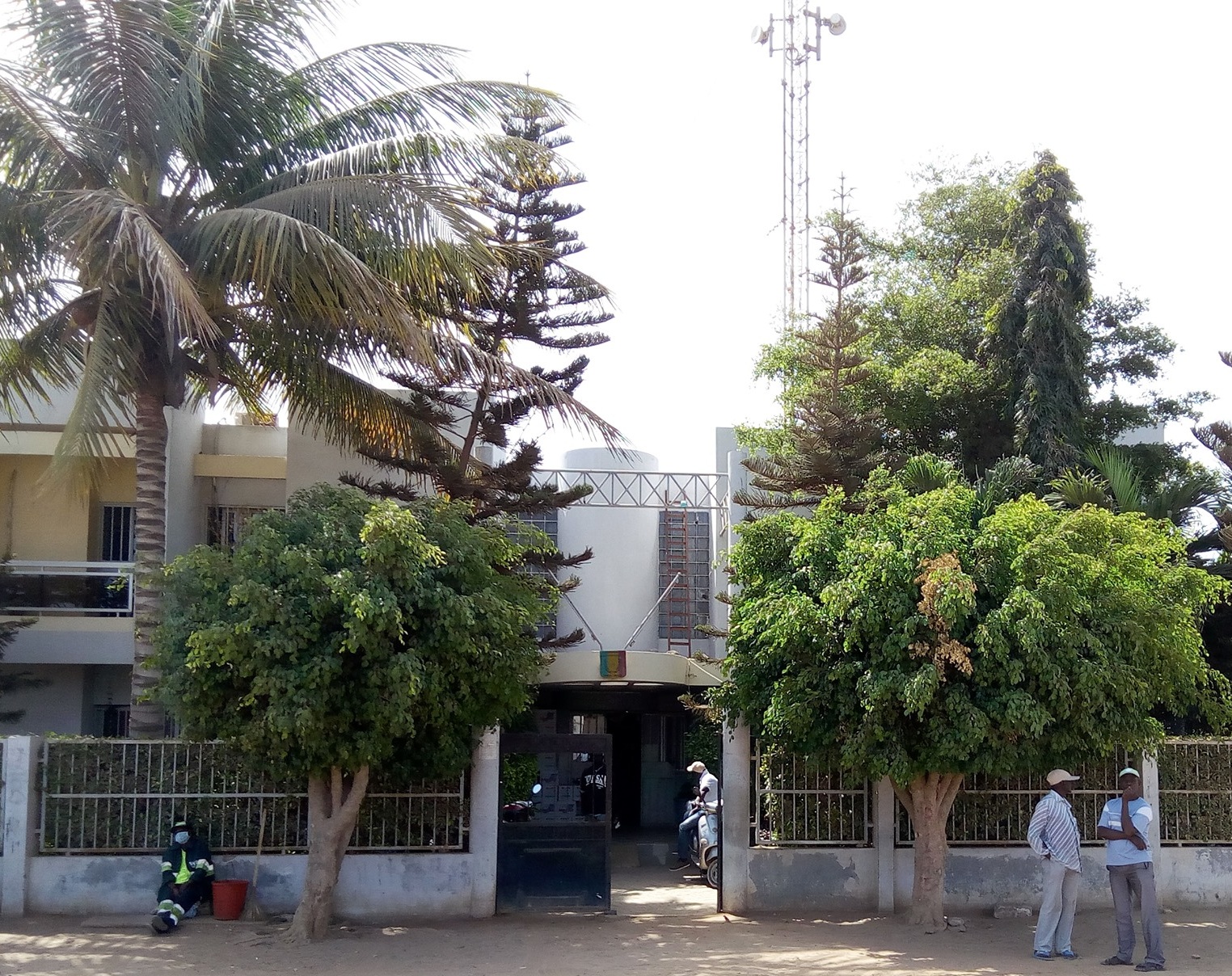 GRAND-DAKAR : Bras de fer entre les Imams et la mairie pour un terrain