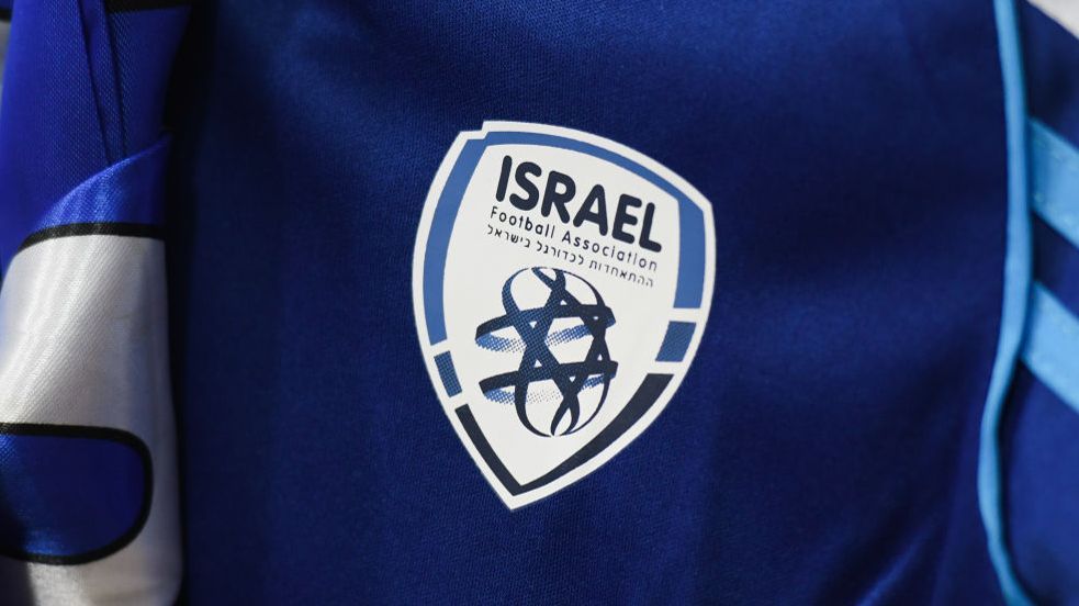 La Russie exclue, Israël toujours en lice : le double standard de la FIFA pointé