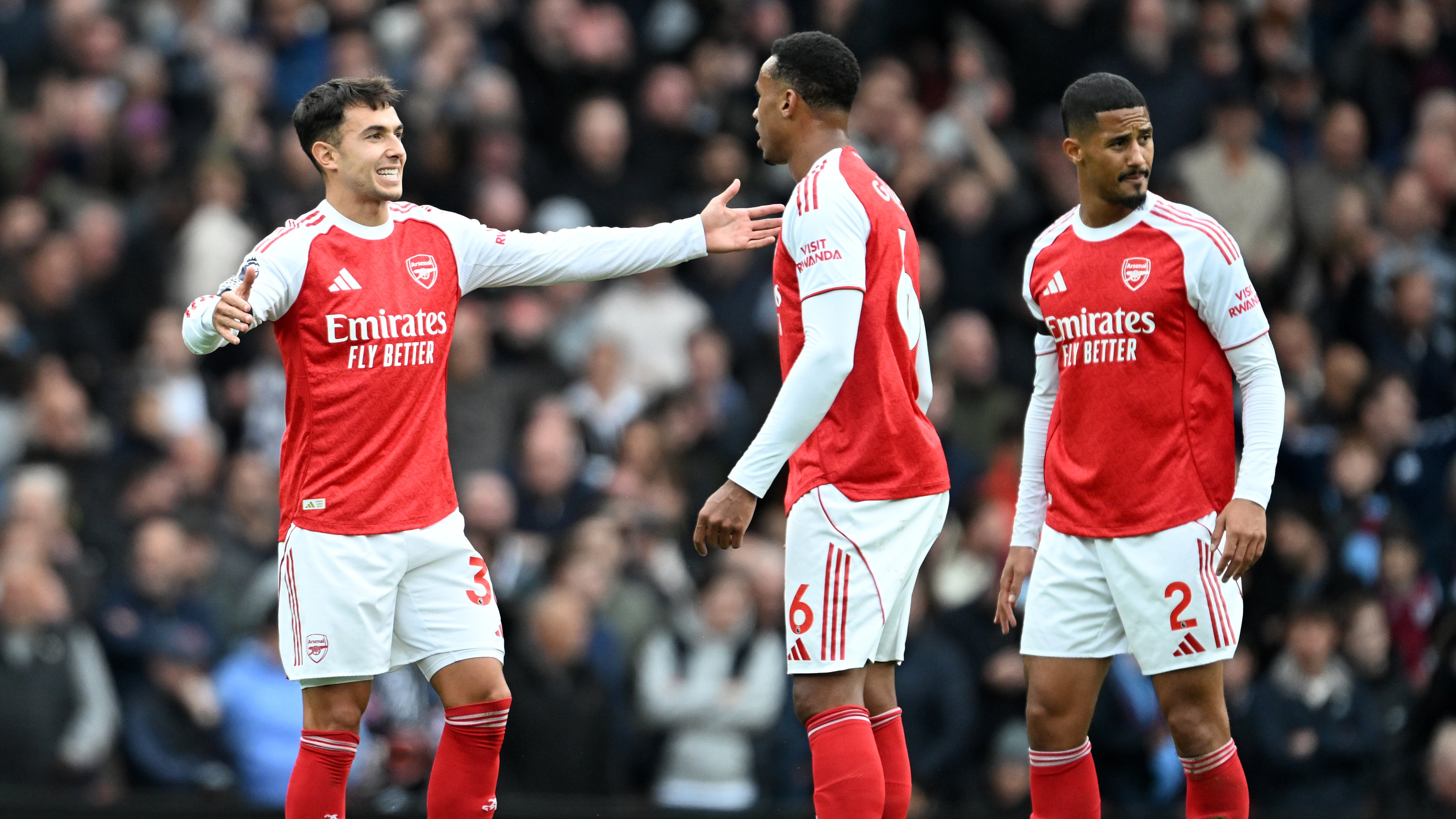 Premier League - Quatrième victoire consécutive pour Arsenal, vainqueur de West Ham (2-0), et leader provisoire...