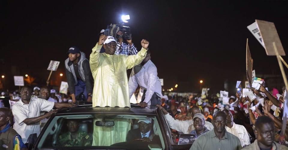 Le OUI l'emporte avec 55% : Le non résiste avec 45%