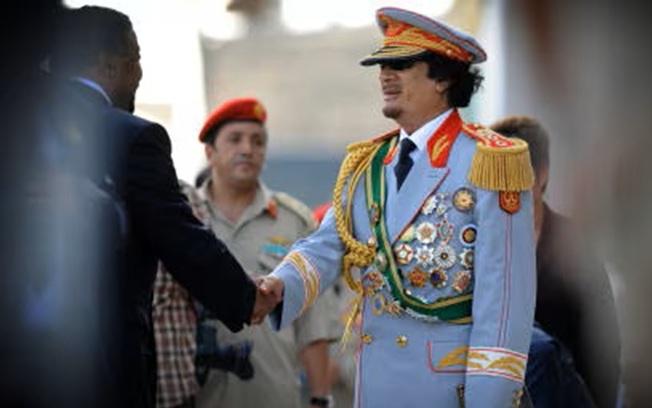 Un des fils de Kadhafi relâché, mais interdit de quitter le Liban
