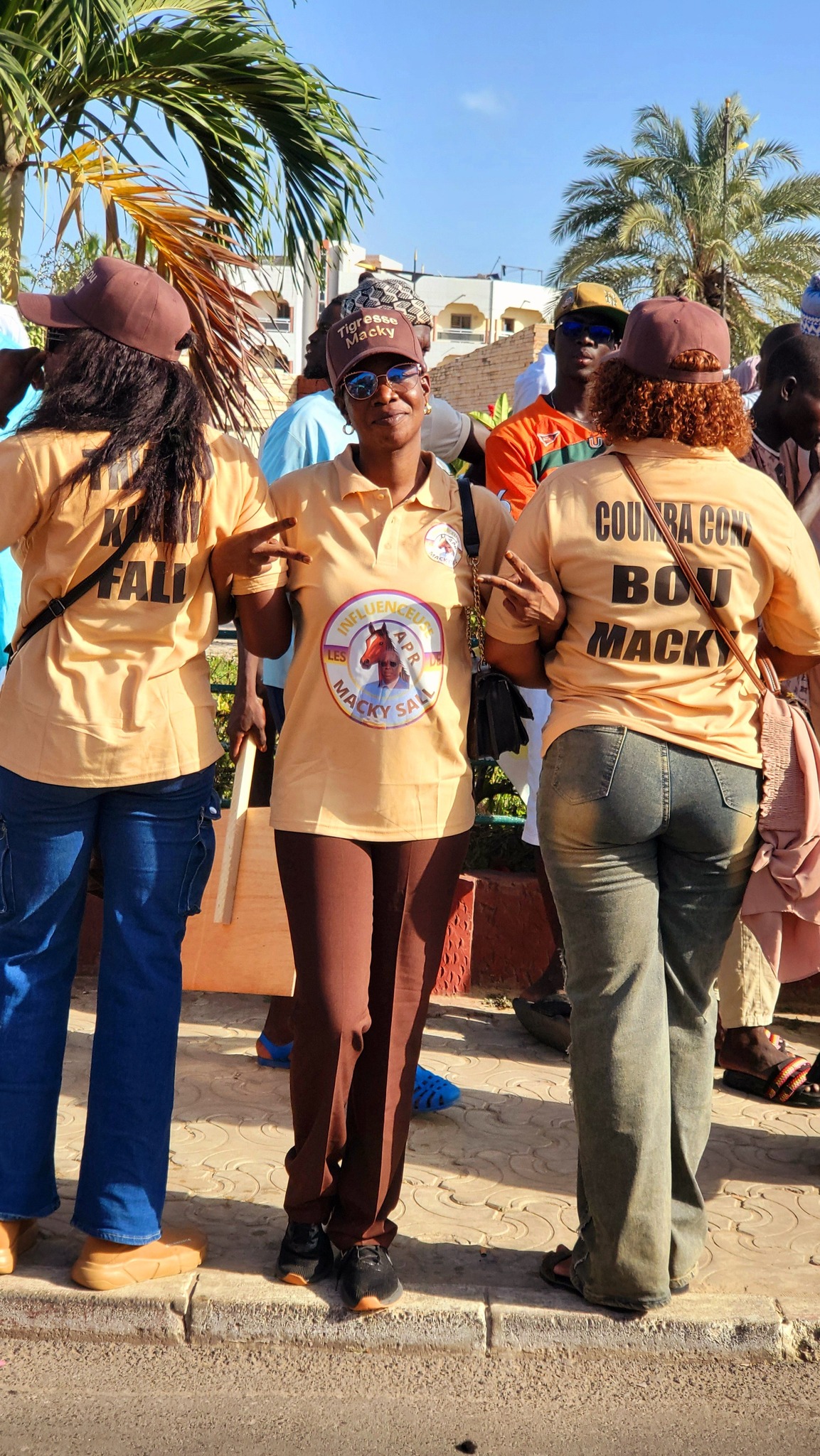 Mobilisation à Dakar : les partisans de Farba Ngom exigent sa libération