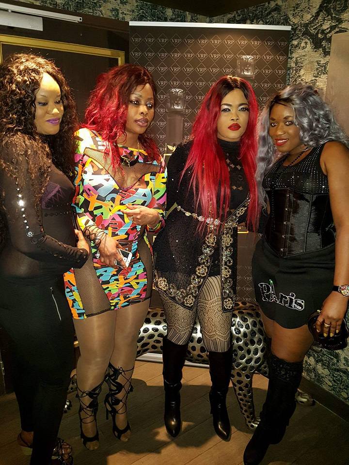 Photos: Déesse Major fait la noce à Paris !