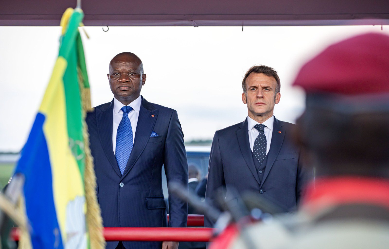 Gabon : Emmanuel Macron en visite d'État pour « renouveler » le partenariat post-Bongo