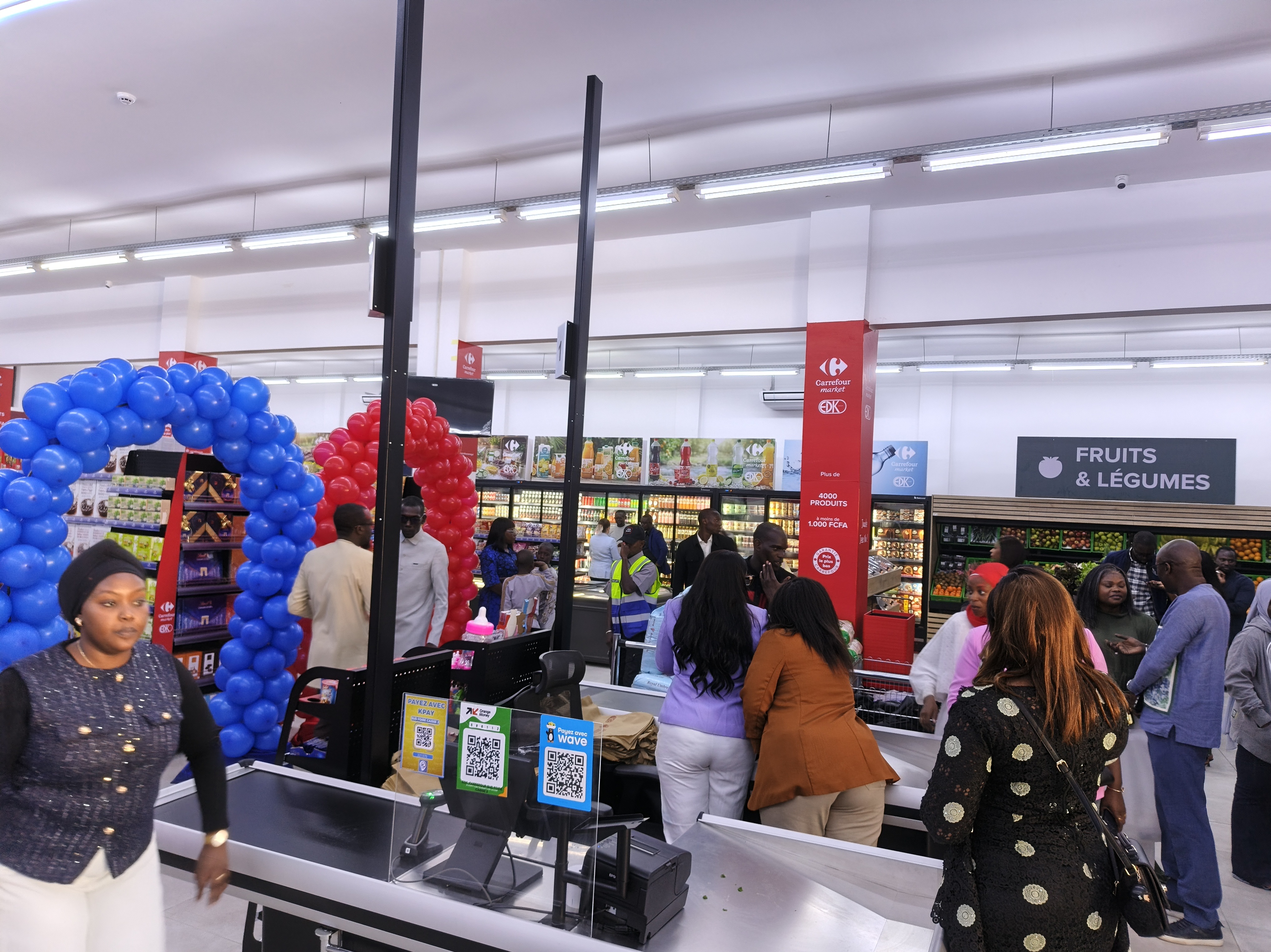 Promotion de l’emploi et des produits locaux : Demba Kâ renforce le partenariat EDK–Carrefour avec l’ouverture de nouveaux supermarchés
