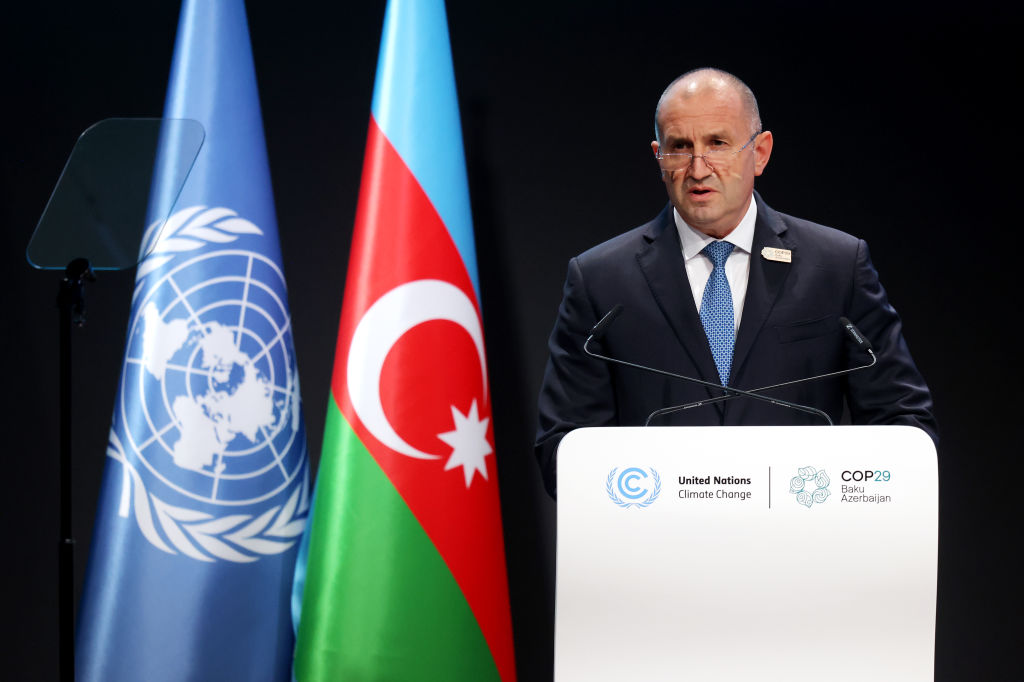 Bulgarie: le président Roumen Radev annonce sa démission