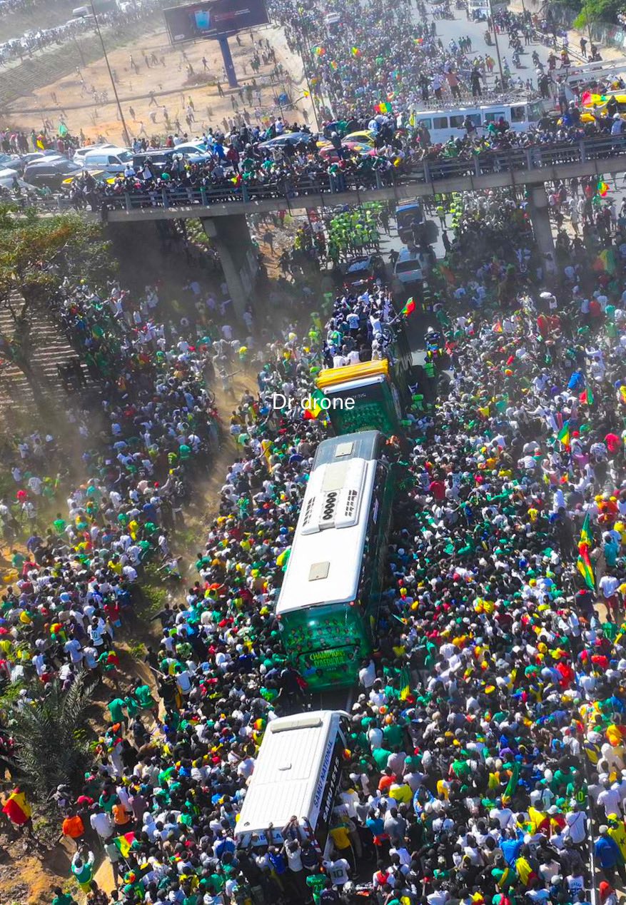 Dakar : Parade Populaire des lions Champions d’Afrique