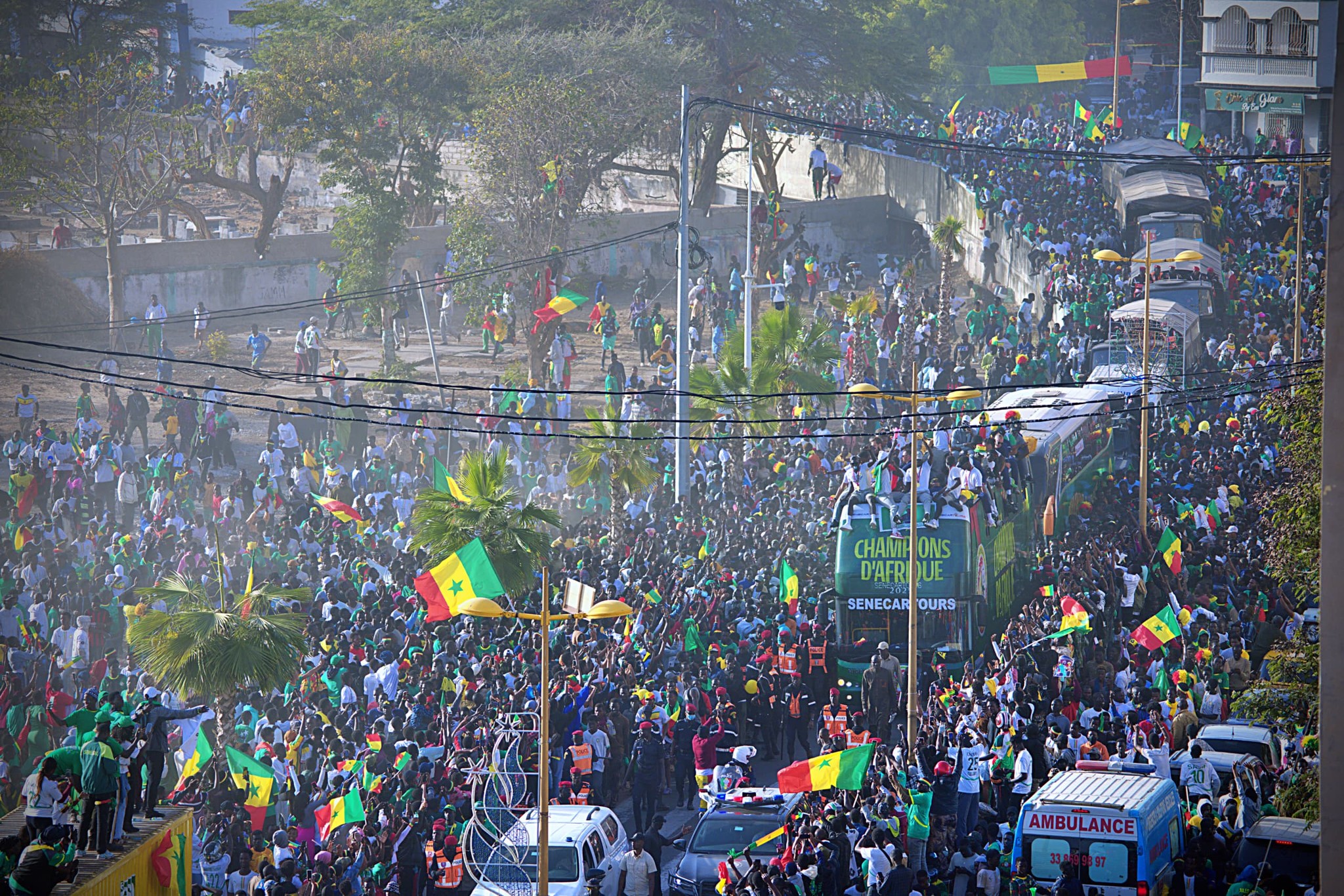 CAN-2025 : le Sénégal célèbre ses héros, Dakar submergée par la ferveur populaire