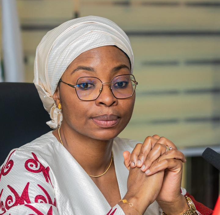 Guinée : Rose Pola Pricemou recasée à la Présidence après son départ du gouvernement