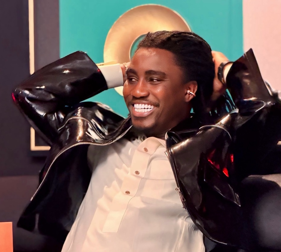 Affaire des homosexuels présumés : Wally Seck défend ses valeurs familiales