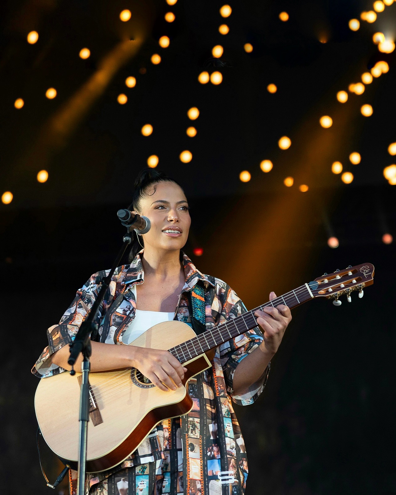 France : Zaho raconte le racisme subi en radio à cause du refrain en arabe de « Kif’n’dir »