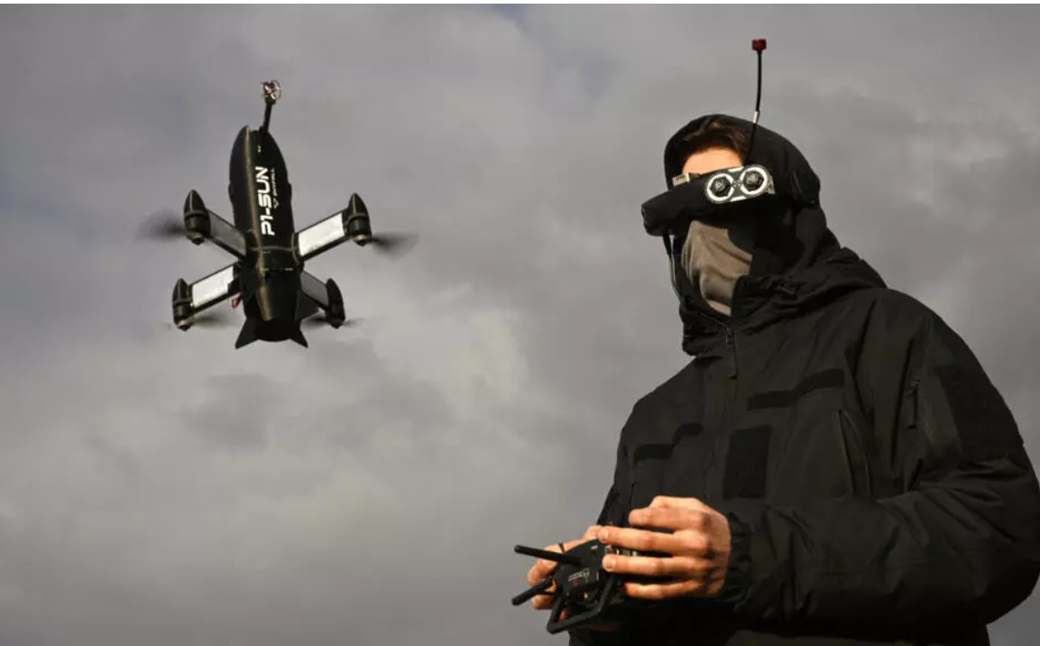 Un drone ukrainien percute une centrale en Estonie, un autre s'écrase en Lettonie