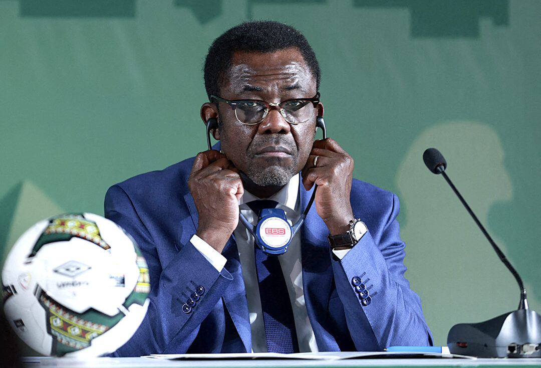 OFFICIEL : Démission du SG de la CAF, Véron Mosengo-Omba