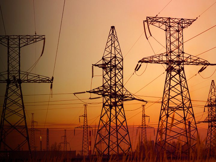 Iran : Le réseau électrique de nouveau «stable» après des attaques