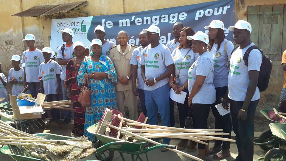 La marie de Ziguinchor lance l’opération « And Defar Sunu Gox » (Photos)