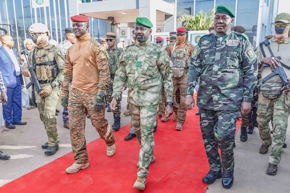 Attaques au Mali : l’AES dénonce « un complot monstrueux » contre le Sahel