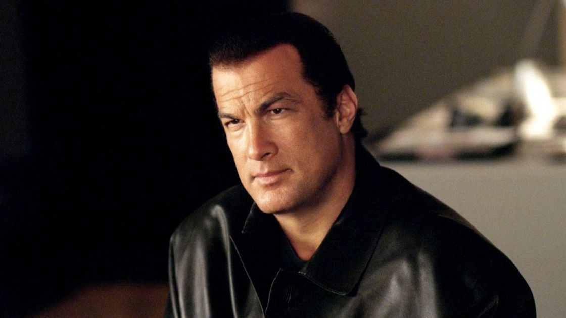 Ukraine : un réseau de trafic d’armes démantelé, Steven Seagal cité parmi les bénéficiaires
