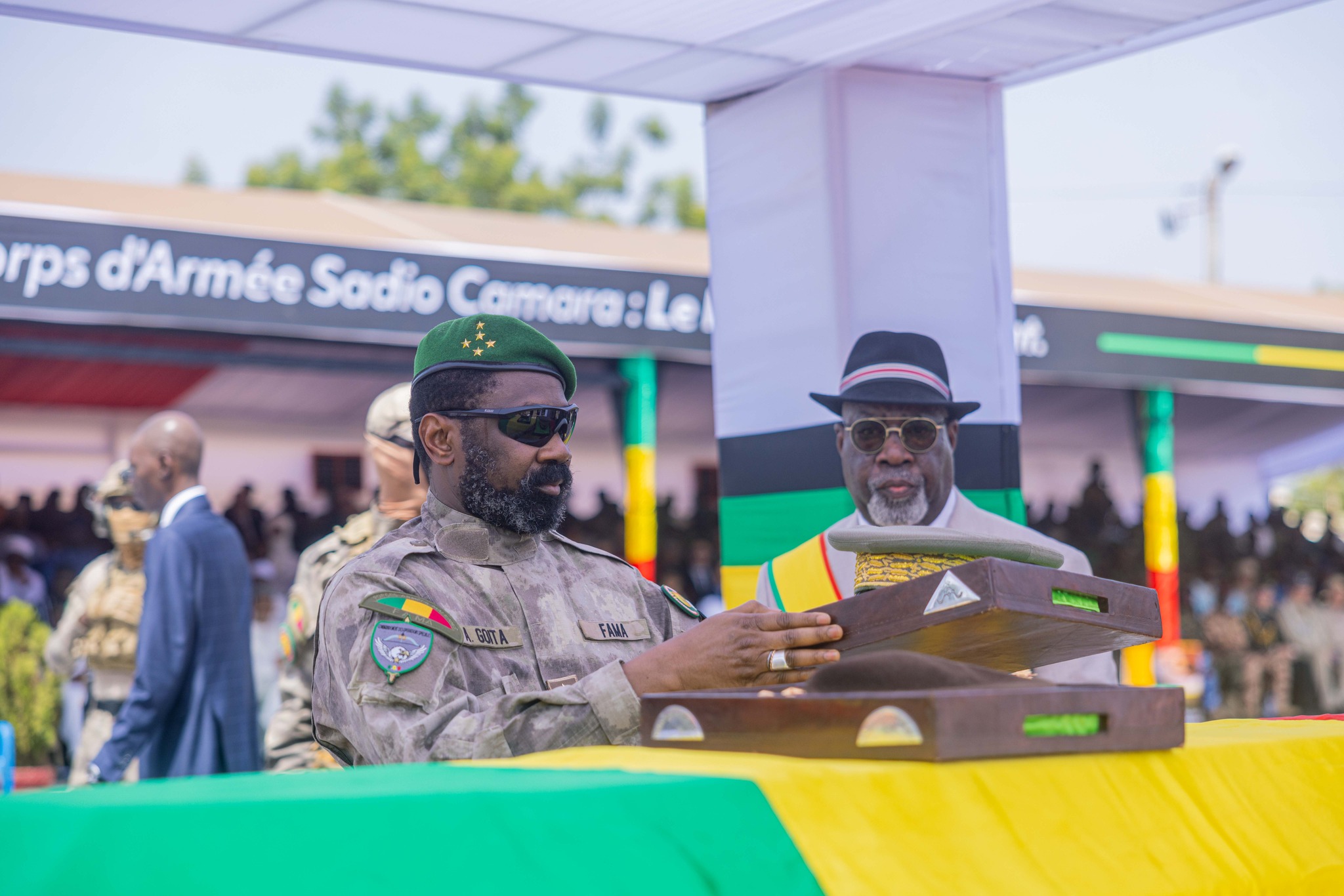 Mali : Assimi Goïta préside les funérailles nationales de Sadio Camara