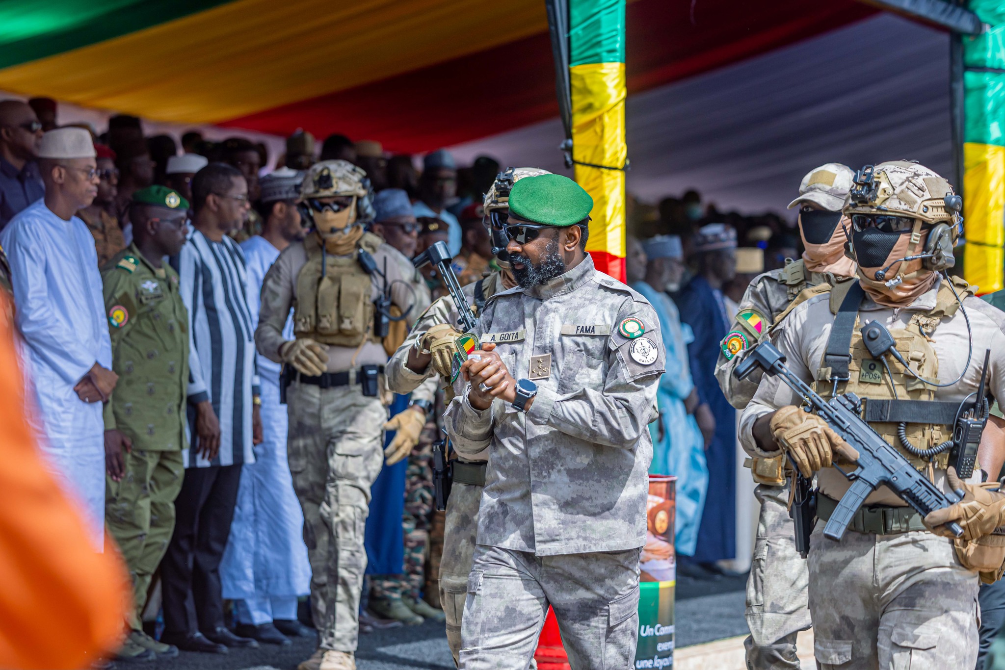 Mali : plusieurs militaires arrêtés après les attaques conjointes du JNIM et du FLA