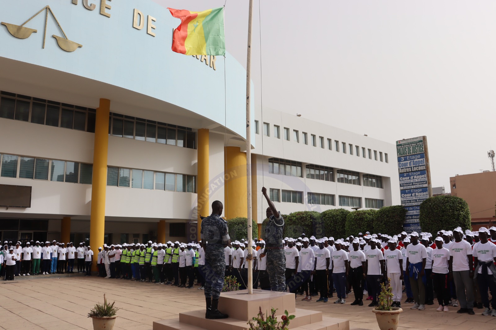 Dakar : Magistrats et forces de sécurité réunis pour une marche symbolique dans le Plateau