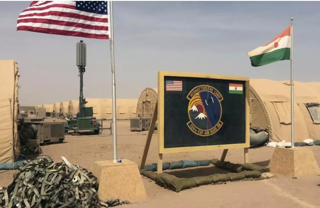 Niger : Les États-Unis livrent 2,3 millions de dollars de matériel militaire à la junte 