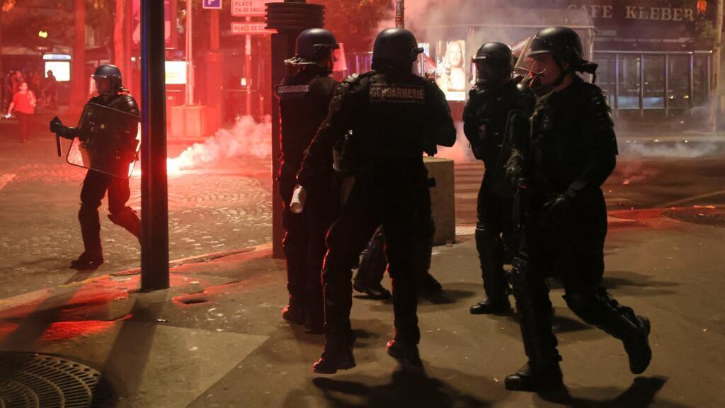 Sacre du PSG : plus de 400 interpellations lors des célébrations à travers la France