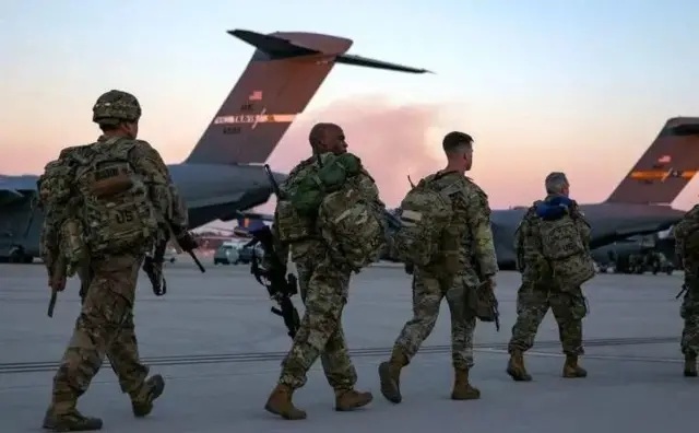 Moyen-Orient : les États-Unis bombardent l’Iran 