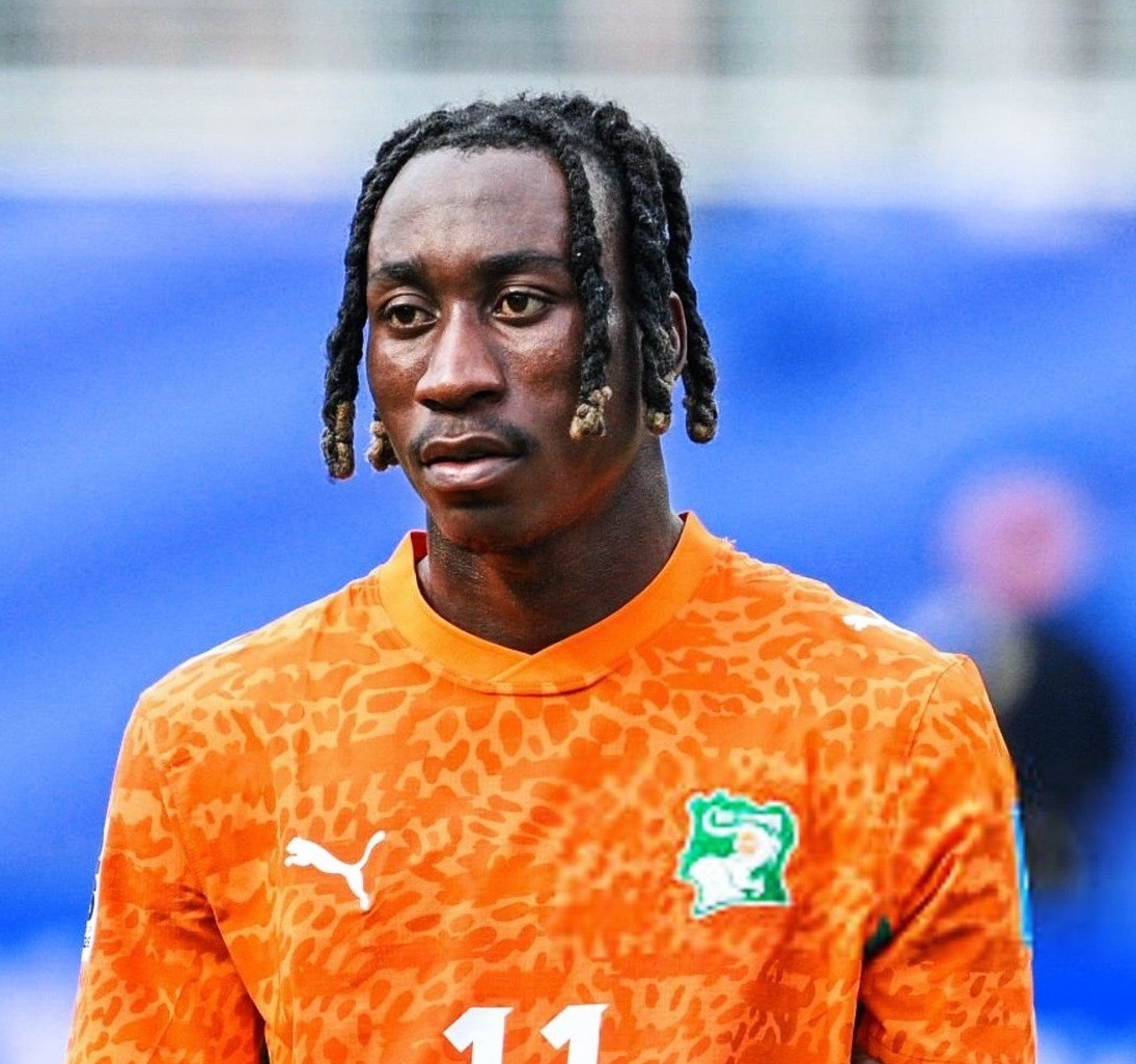 Annoncé au PSG, Yan Diomandé brise le silence