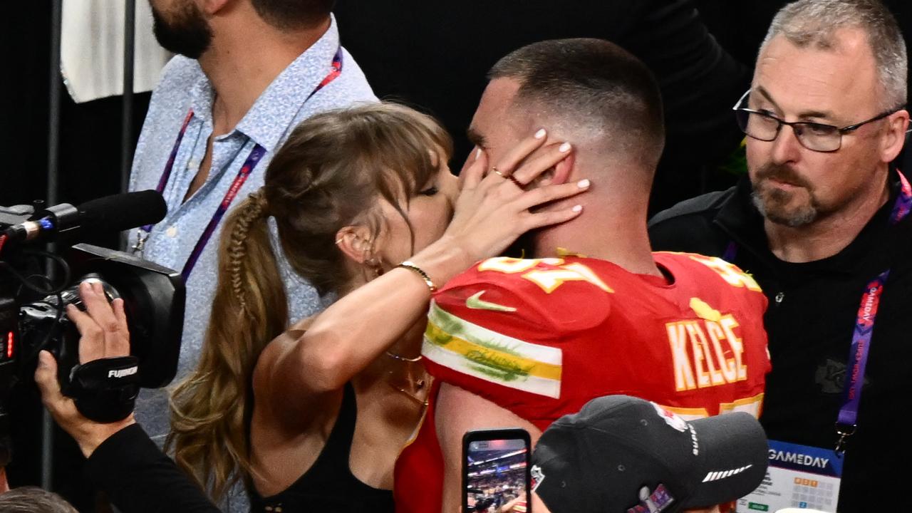 Taylor Swift et Travis Kelce se disent « oui » lors du mariage le plus attendu de l'année