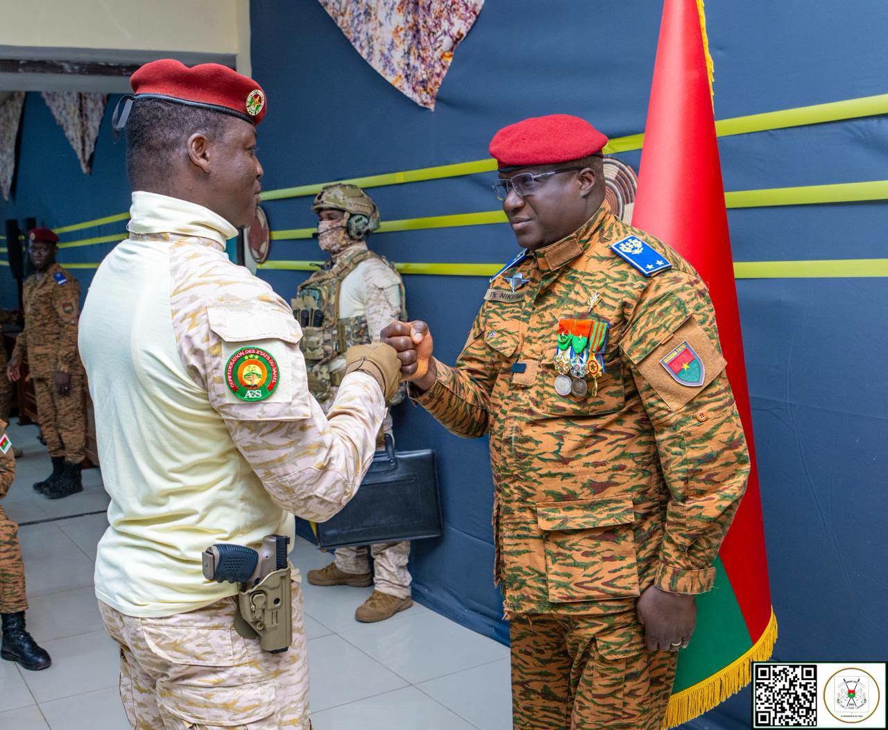 Burkina Faso : Ibrahim Traoré élève trois officiers au rang de généraux