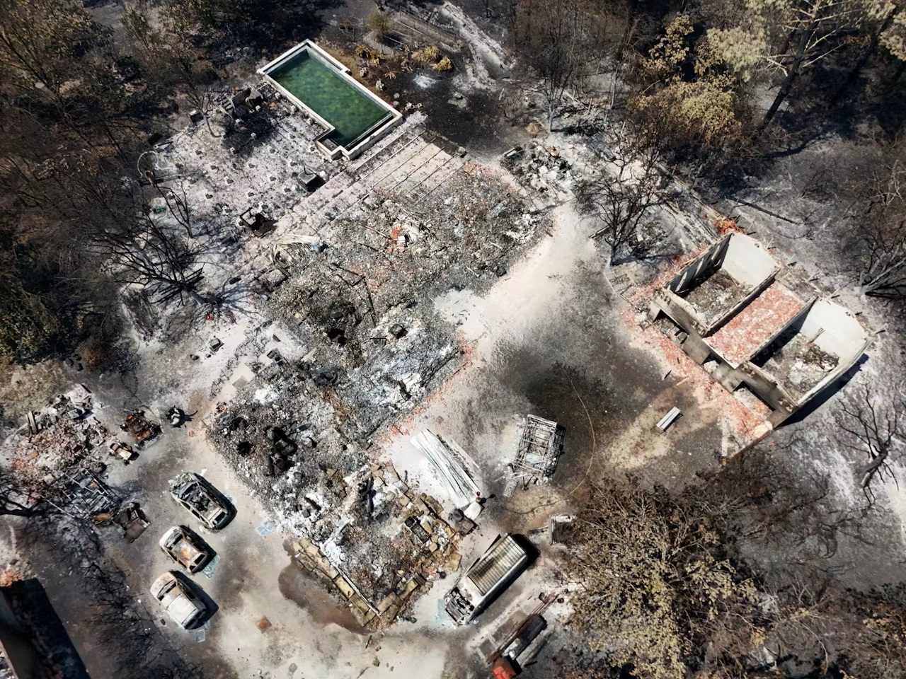 France : l'incendie en Gironde détruit 240 maisons et provoque un phénomène inédit