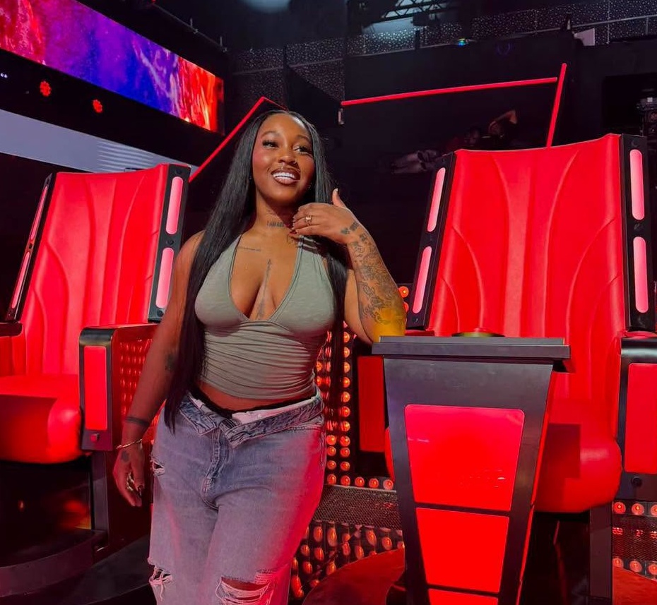Emma’a : « Quelle incroyable opportunité d’avoir pu m’asseoir sur le fauteuil mythique de The Voice ! »