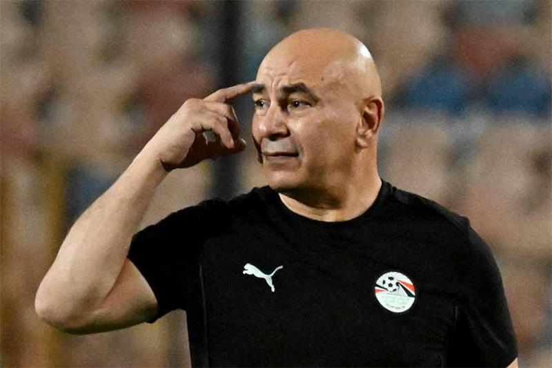 Égypte : Hossam Hassan hospitalisé après une violente dispute entre ses deux épouses